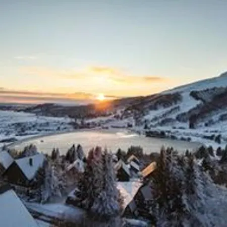 Au Coeur De Super - Vue Pistes, Parking, 4 Pers - Fr-1-814-28 Besse-et-Saint-Anastaise